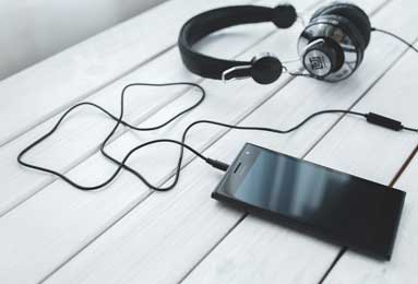 B体育---&gt; 曼城轻松战胜，大比分取得强劲起步，曼城大比分赢球